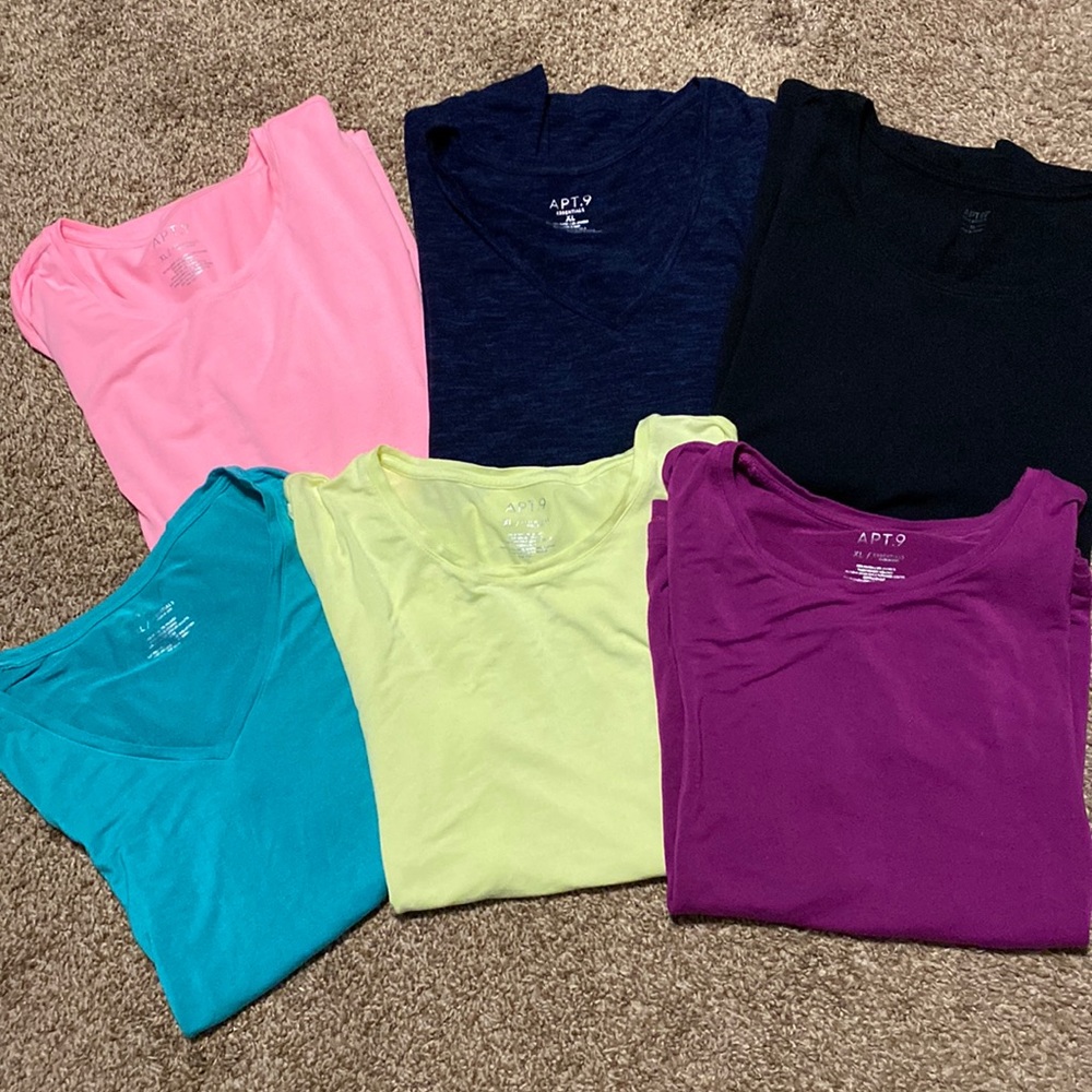 Set of 6 - Apt 9 tees. 2 v-neck and 4 scoop neck. All size xlarge.